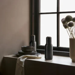 Menu Bottle Grinder Kruidenmolen Metaal 2-pack -Keukenwinkel 42274 02 05 3ea5d8cedb