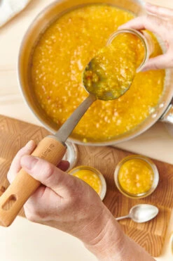 De Buyer B Bois Opscheplepel Met Houten Handvat -Keukenwinkel 507588 01 3 EnvironmentImage 74226b54ea