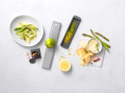 Zwilling Z-cut Rasp Fijn 14 Zwilling Z-cut Rasp Fijn -Keukenwinkel 509070 01 10 EnvironmentImage 0d00e165c7