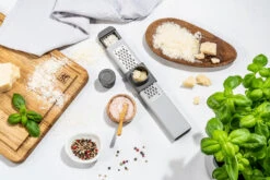 Zwilling Z-cut Rasp Fijn 16 Zwilling Z-cut Rasp Fijn -Keukenwinkel 509070 01 30 EnvironmentImage 4c98d40a58