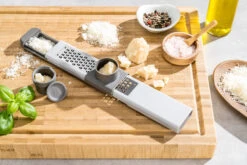 Zwilling Z-cut Rasp Fijn 17 Zwilling Z-cut Rasp Fijn -Keukenwinkel 509070 01 40 EnvironmentImage 868548bf9c