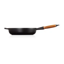 Le Creuset Signature Hapjespan Houten Handvat 28 Cm -Keukenwinkel 512411 01 4 ProductImageExtra 09add60760