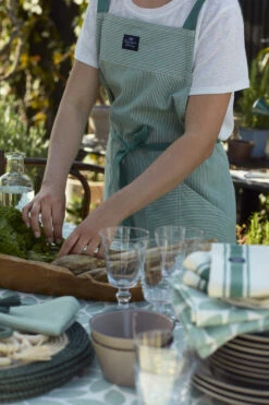 Lexington Striped Oxford Schort 9 Lexington Striped Oxford Schort -Keukenwinkel 575347 01 40 EnvironmentImage 0d6270365e