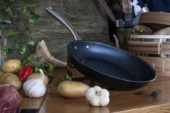 Satake Koekenpan Koolstaal -Keukenwinkel 580602 01 40 EnvironmentImage 7485d7d509